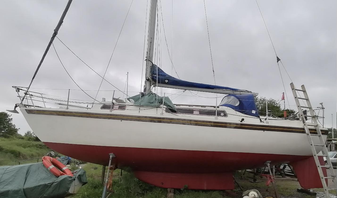 Boat hull after spray