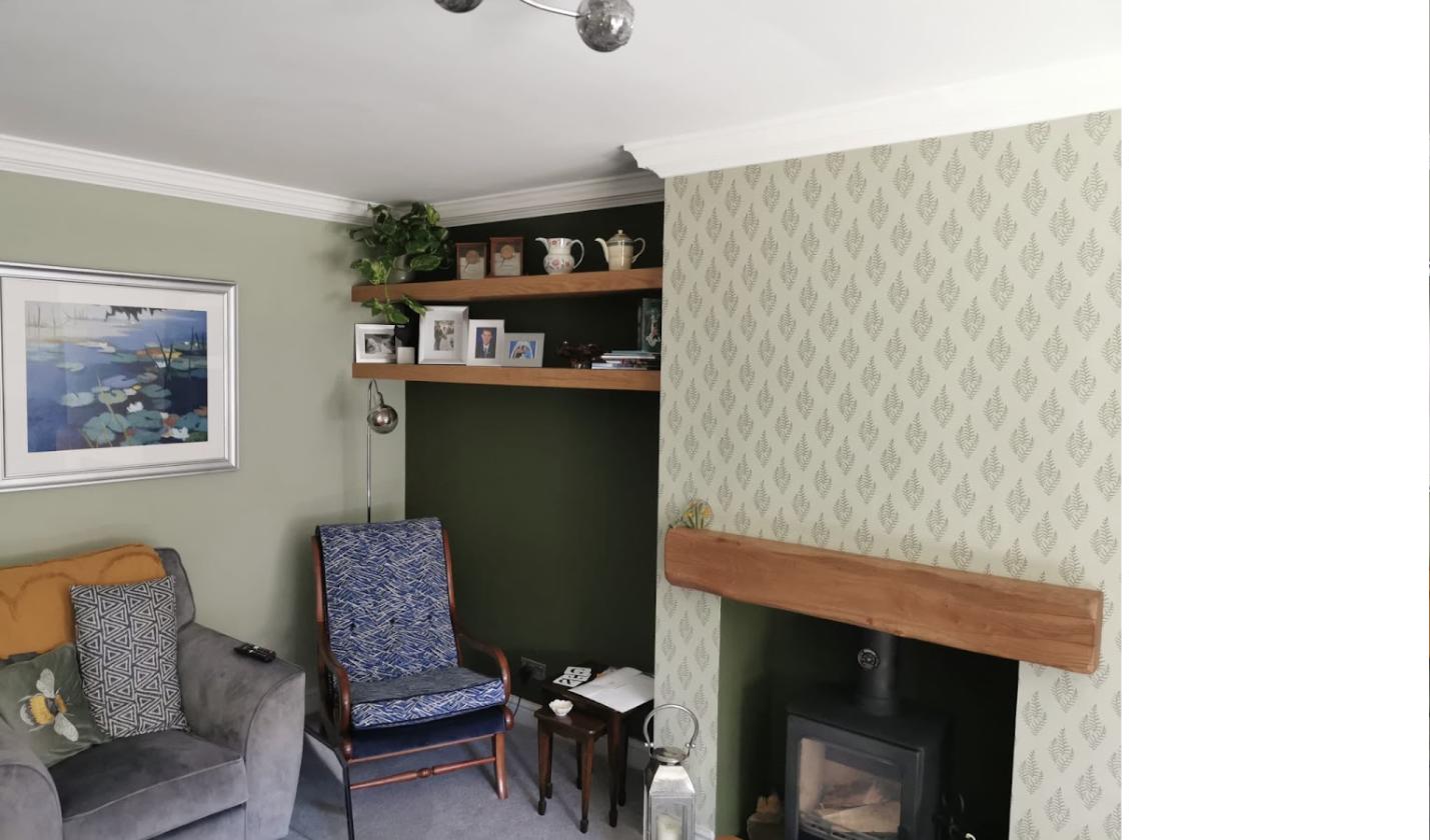Lounge in olive green